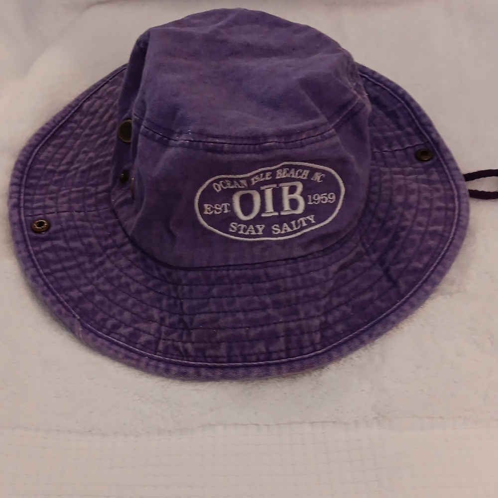 LUCKY 7 (USA) Ocean Isle Beach Buckey Hat (NWOT)